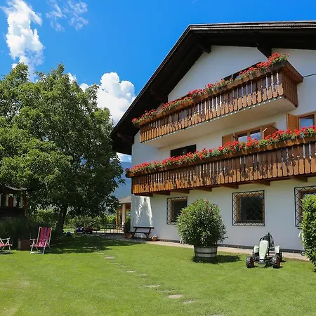 Appartements Weisshauserhof-3